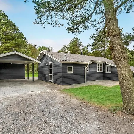 Lovely In With Wifi Holiday home *